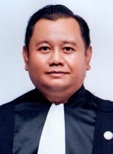 មេធាវី យឹម វិស្សុត